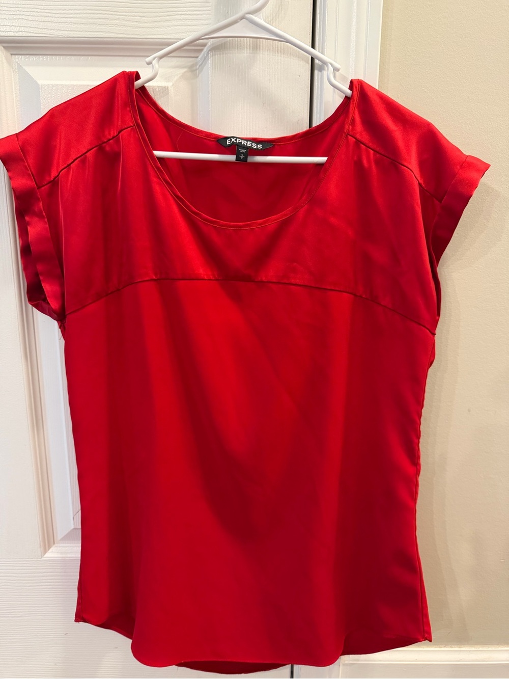 Express Red Short Sleeve Scoop Neck Blouse